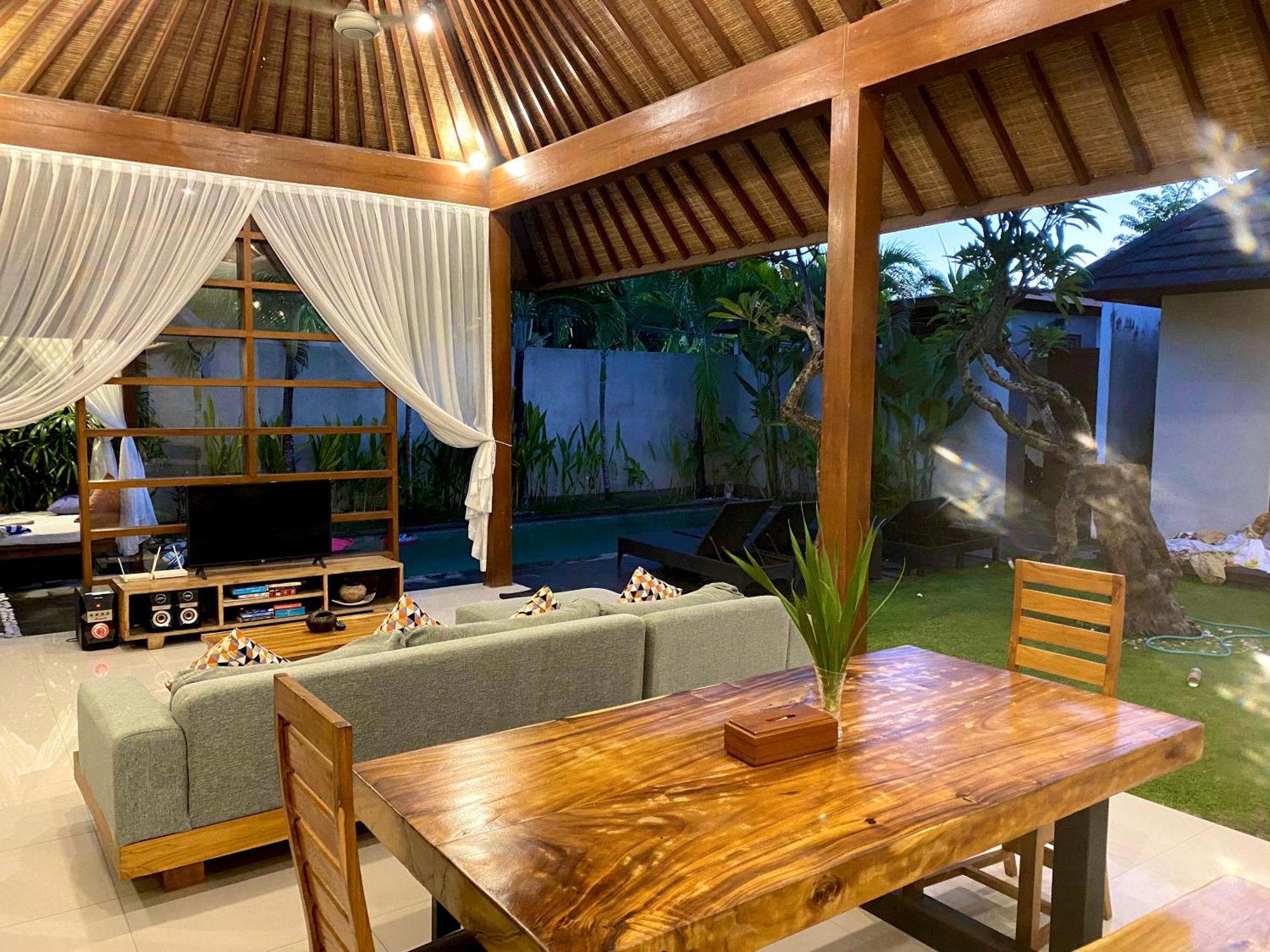 Nil Villa Seminyak Екстер'єр фото